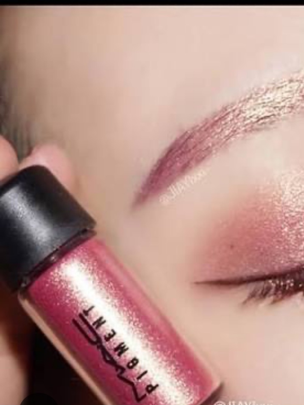 MAC Cosmetics Pigment Loose Eyeshadow - Rose